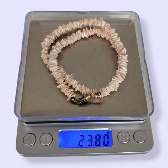 (2/$20) Vintage Beaded Shell Necklace - Picture 5 of 5